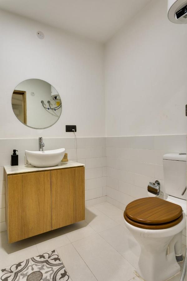Vaara Bed & Breakfast New Delhi Exterior foto